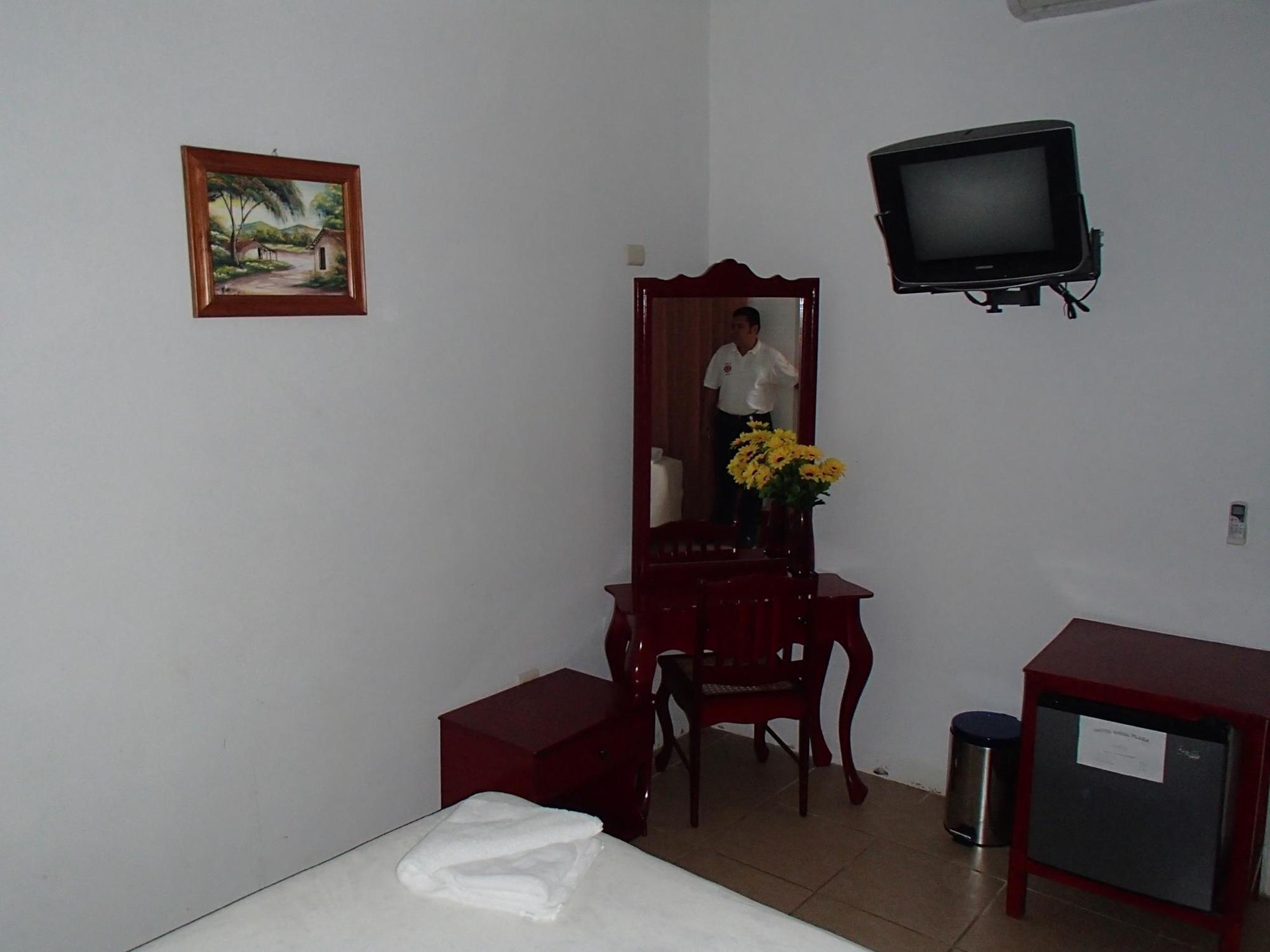 Hotel Brial Plaza Managua Kültér fotó